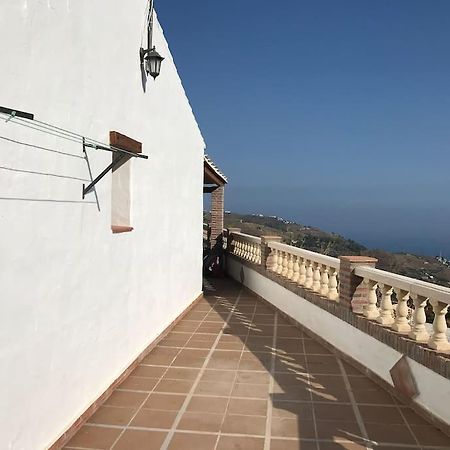 Villa Calabasas 阿尔姆尼卡 外观 照片