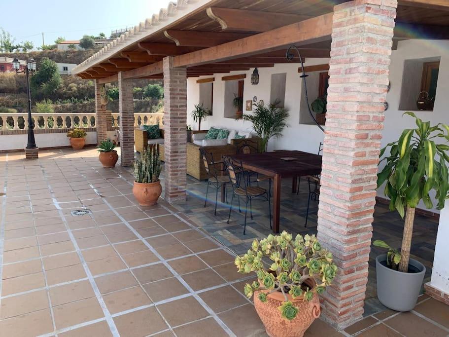 Villa Calabasas 阿尔姆尼卡 外观 照片